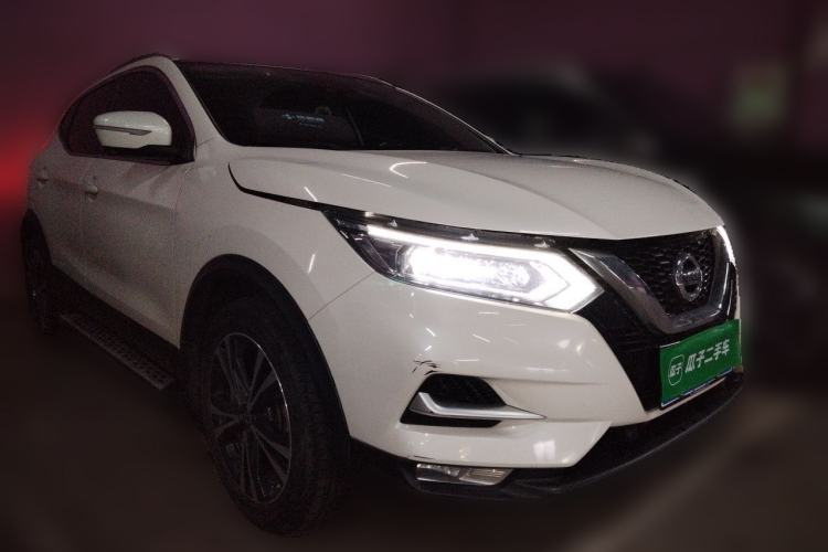 Used Nissan Qashqai 2022 2.0L CVT XV Premier Luxury Edition Front Right 45 Deg