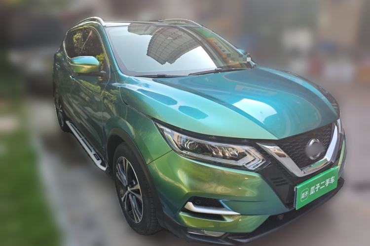Used Nissan Qashqai 2022 2.0L CVT XV Premier Luxury Edition Front Right 45 Deg