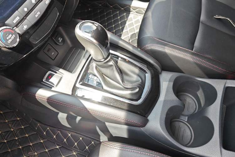 Used Nissan Qashqai 2022 2.0L CVT XV Smart Enjoyment Version Gear Lever