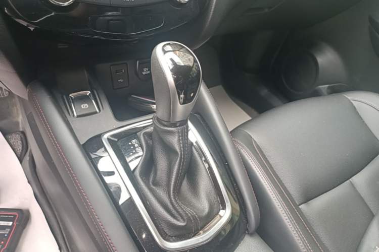 Used Nissan Qashqai 2022 2.0L CVT XV Smart Enjoyment Version Gear Lever