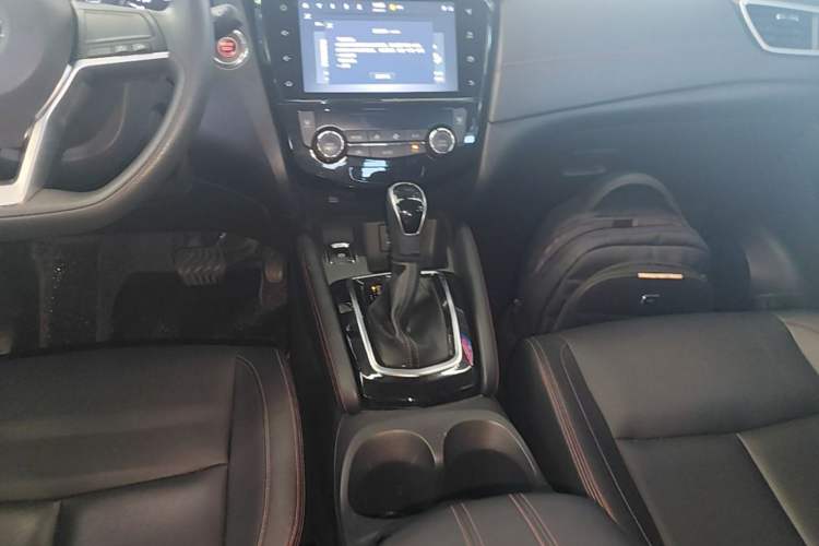 Used Nissan Qashqai 2022 2.0L CVT XV Smart Enjoyment Version Gear Lever