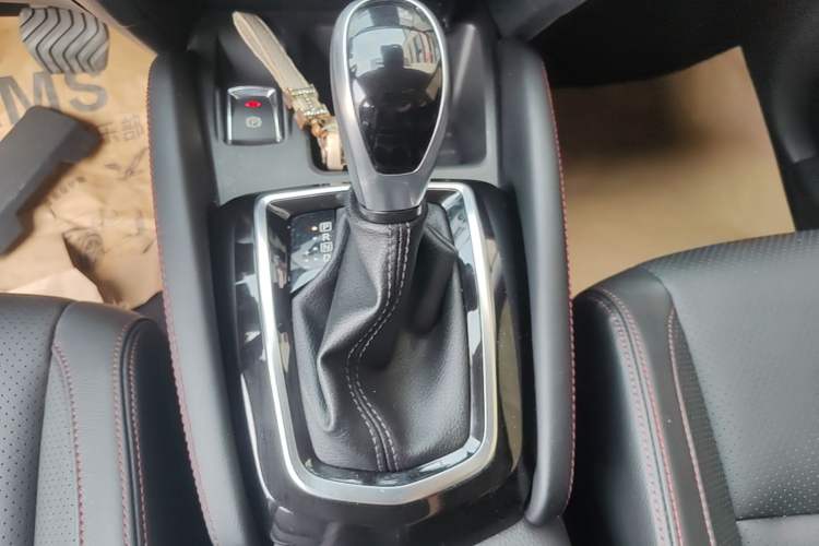 Used Nissan Qashqai 2022 2.0L CVT XV Premier Luxury Edition Gear Lever