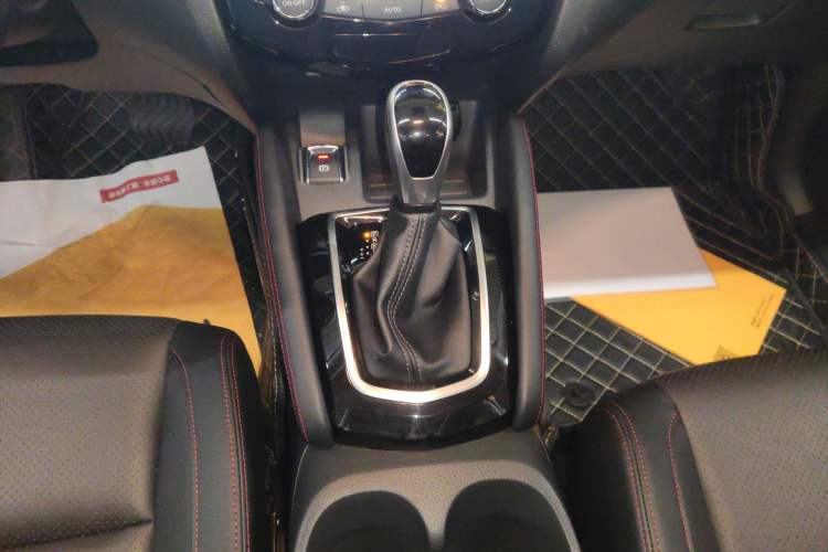 Used Nissan Qashqai 2022 2.0L CVT XV Prem·Night Edition Gear Lever