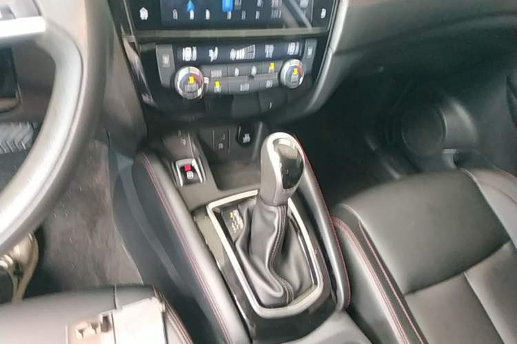 Used Nissan Qashqai 2022 2.0L CVT XV Smart Enjoyment Version Gear Lever