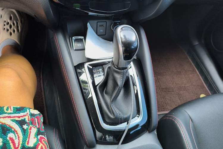 Used Nissan Qashqai 2022 2.0L CVT XV Smart Enjoyment Version Gear Lever