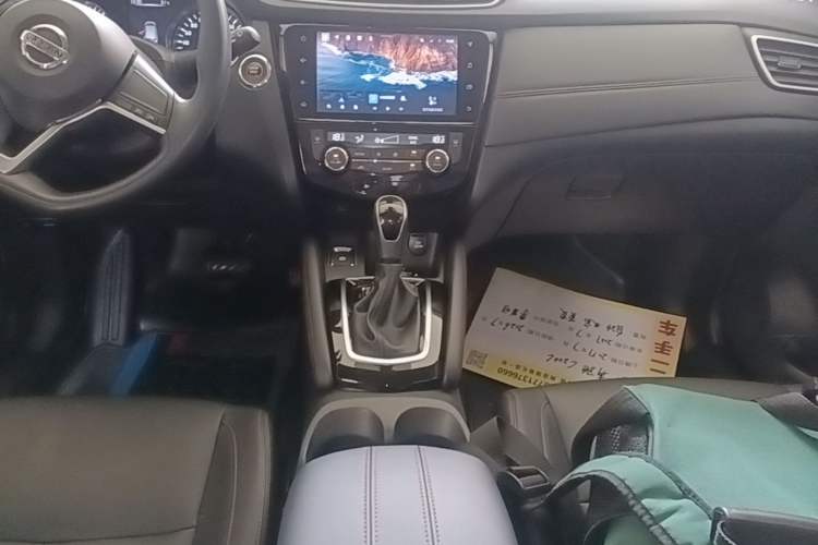Used Nissan Qashqai 2022 2.0L CVT XV Smart Enjoyment Version Gear Lever