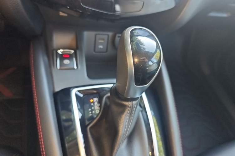 Used Nissan Qashqai 2022 2.0L CVT XV Smart Enjoyment Version Gear Lever