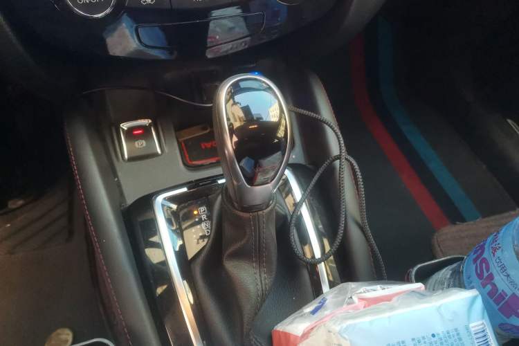 Used Nissan Qashqai 2022 2.0L CVT XV Smart Enjoyment Version Gear Lever