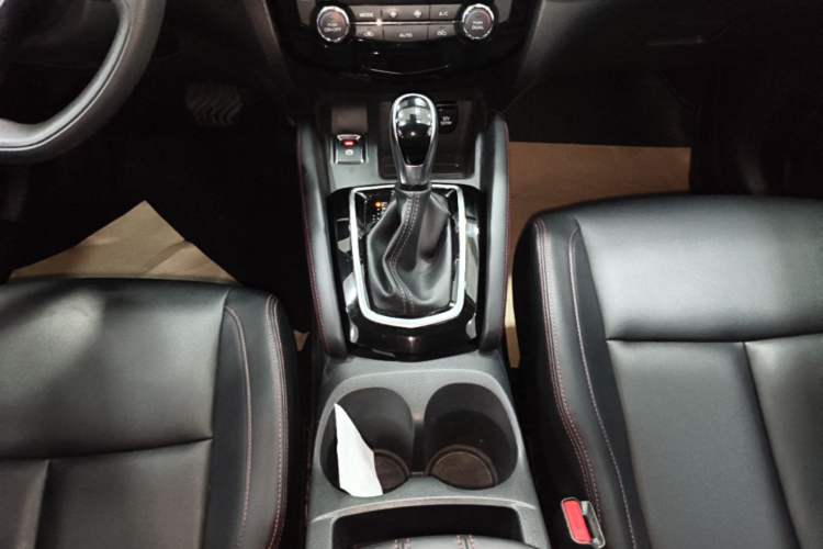 Used Nissan Qashqai 2022 2.0L CVT XV Smart Enjoyment Version Gear Lever