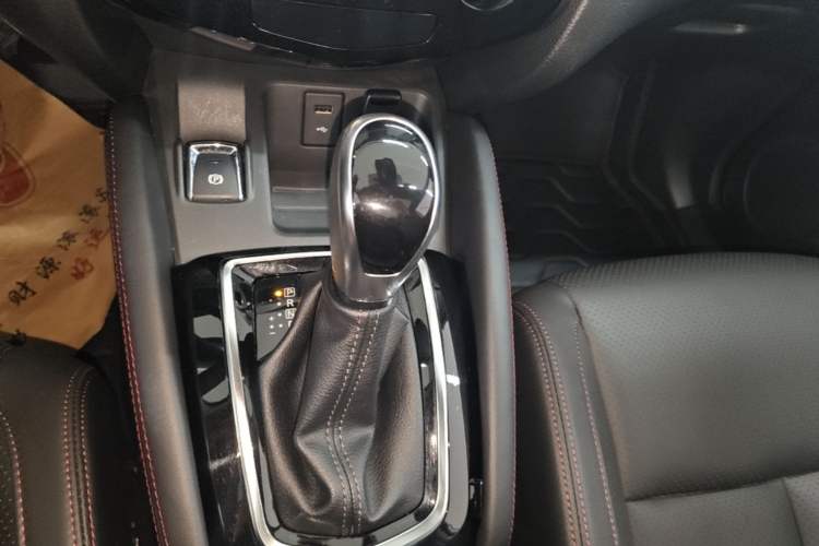 Used Nissan Qashqai 2022 2.0L CVT XV Premier Luxury Edition Gear Lever