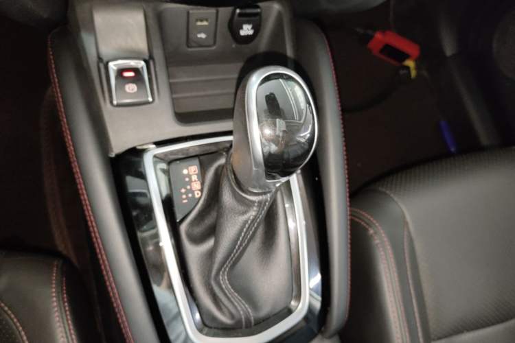 Used Nissan Qashqai 2022 2.0L CVT XV Premier Luxury Edition Gear Lever