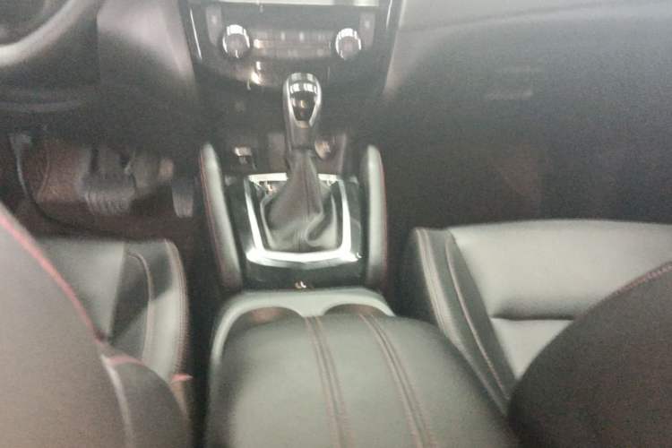 Used Nissan Qashqai 2022 2.0L CVT XV Smart Enjoyment Version Gear Lever
