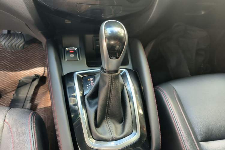 Used Nissan Qashqai 2022 2.0L CVT XV Smart Enjoyment Version Gear Lever