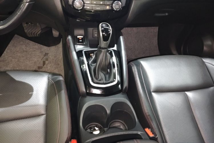 Used Nissan Qashqai 2022 2.0L CVT XV Premier Luxury Edition Gear Lever
