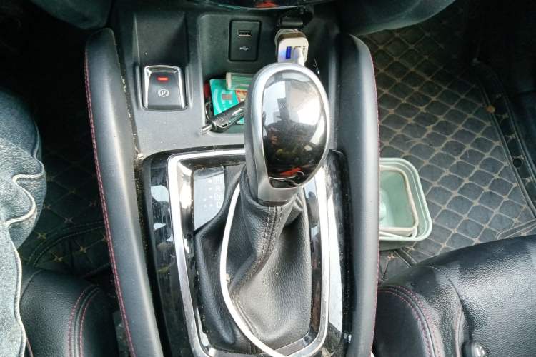 Used Nissan Qashqai 2022 2.0L CVT XV Smart Enjoyment Version Gear Lever