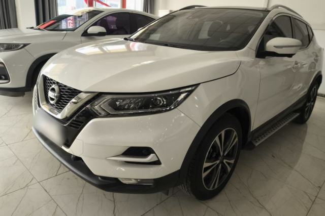 Ojetý Nissan Qashqai 2022 2.0L CVT XV Premier Luxury Edition