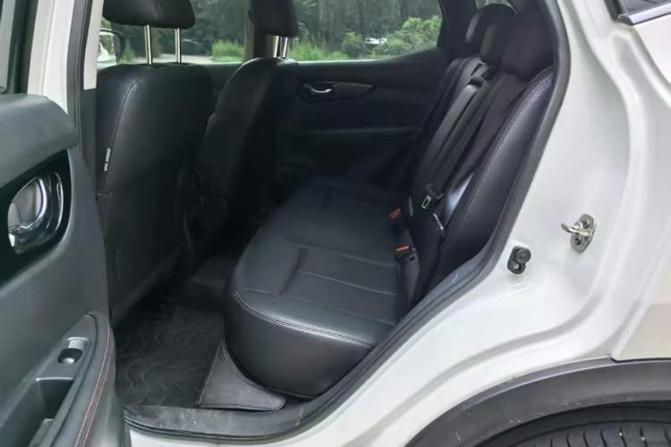 Used Nissan Qashqai 2022 2.0L CVT XV Smart Enjoyment Version Headliner