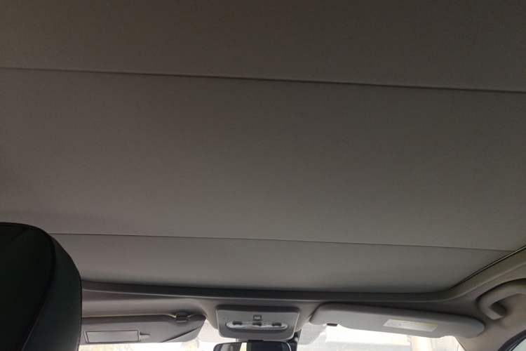 Used Nissan Qashqai 2022 2.0L CVT XV Premier Luxury Edition Headliner