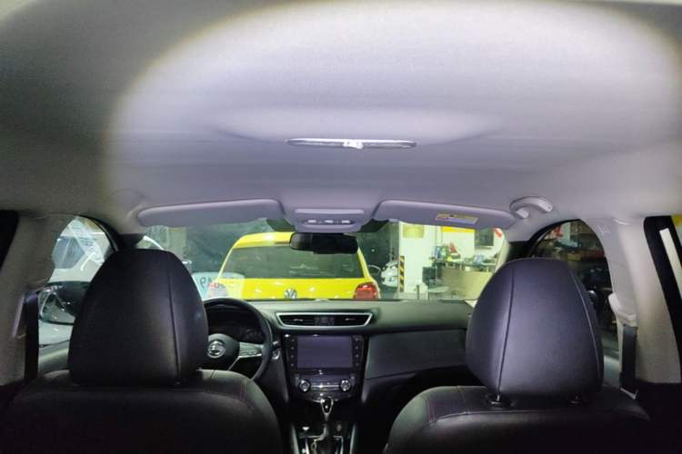 Used Nissan Qashqai 2022 2.0L CVT XV Smart Enjoyment Version Headliner
