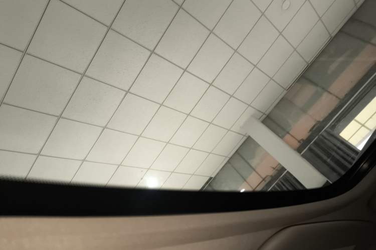 Used Nissan Qashqai 2022 2.0L CVT XV Premier Luxury Edition Headliner