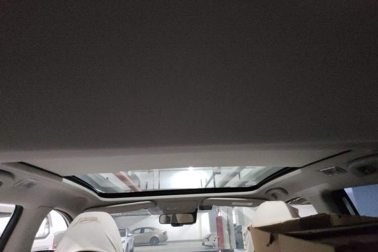 Used Nissan Qashqai 2022 2.0L CVT XV Premier Luxury Edition Headliner