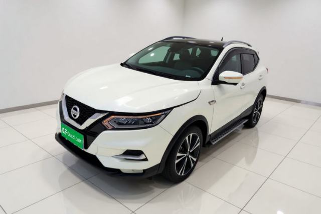 Ojetý Nissan Qashqai 2022 2.0L CVT XV Premier Luxury Edition
