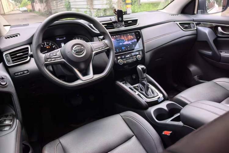 Used Nissan Qashqai 2022 2.0L CVT XV Smart Enjoyment Version Interior 1