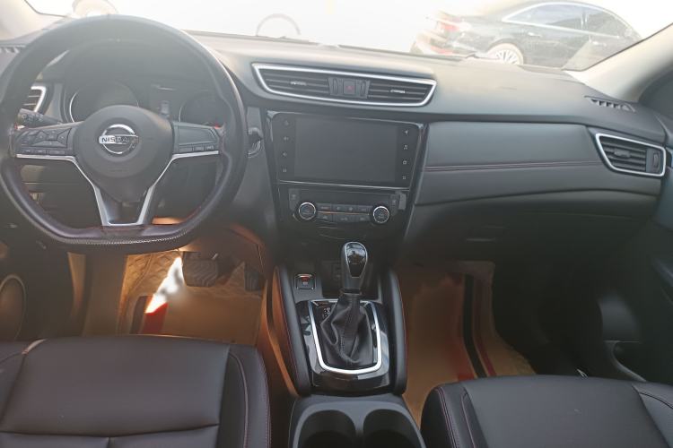 Used Nissan Qashqai 2022 2.0L CVT XV Smart Enjoyment Version Interior 1