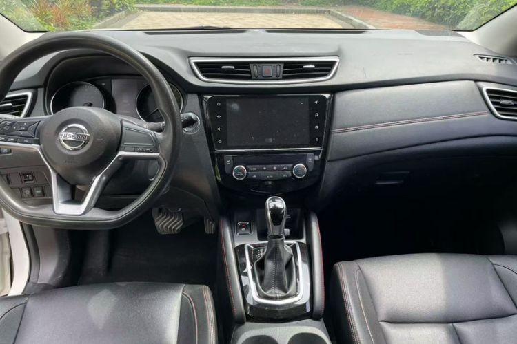 Used Nissan Qashqai 2022 2.0L CVT XV Smart Enjoyment Version Interior 1