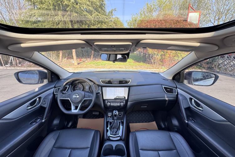 Used Nissan Qashqai 2022 2.0L CVT XV Premier Luxury Edition Interior 2