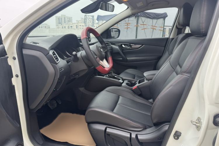 Used Nissan Qashqai 2022 2.0L CVT XV Smart Enjoyment Version Interior 2