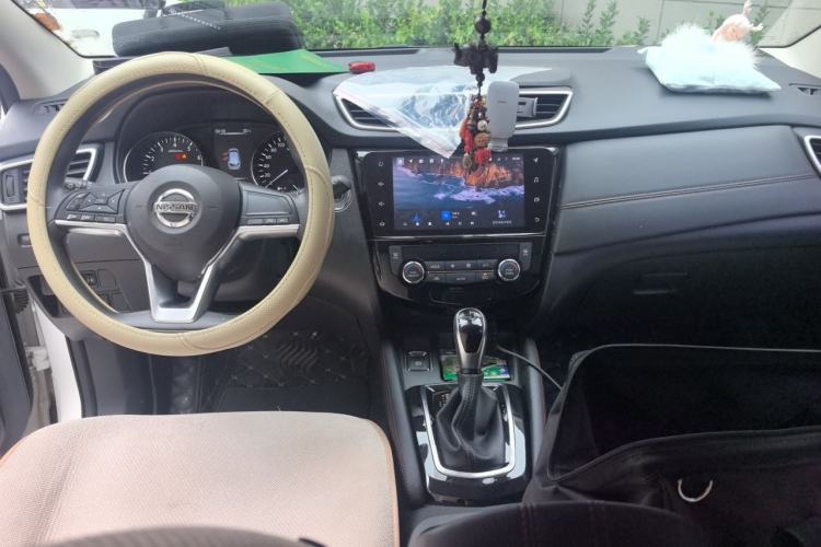 Used Nissan Qashqai 2022 2.0L CVT XV Smart Enjoyment Version Interior 2