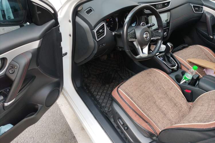 Used Nissan Qashqai 2022 2.0L CVT XV Premier Luxury Edition Interior 3