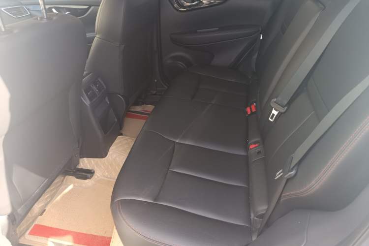 Used Nissan Qashqai 2022 2.0L CVT XV Smart Enjoyment Version Interior 3