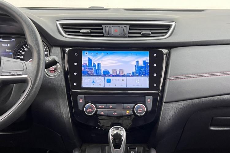 Used Nissan Qashqai 2022 2.0L CVT XV Smart Enjoyment Version Interior 3