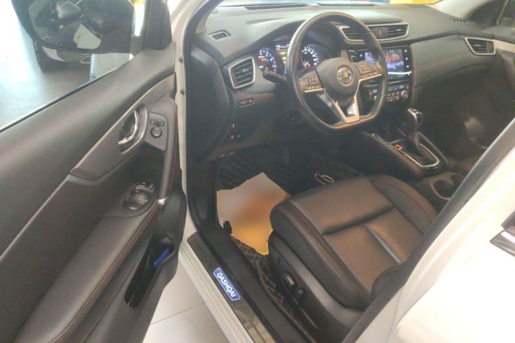 Used Nissan Qashqai 2022 2.0L CVT XV Prem·Night Edition Interior 3