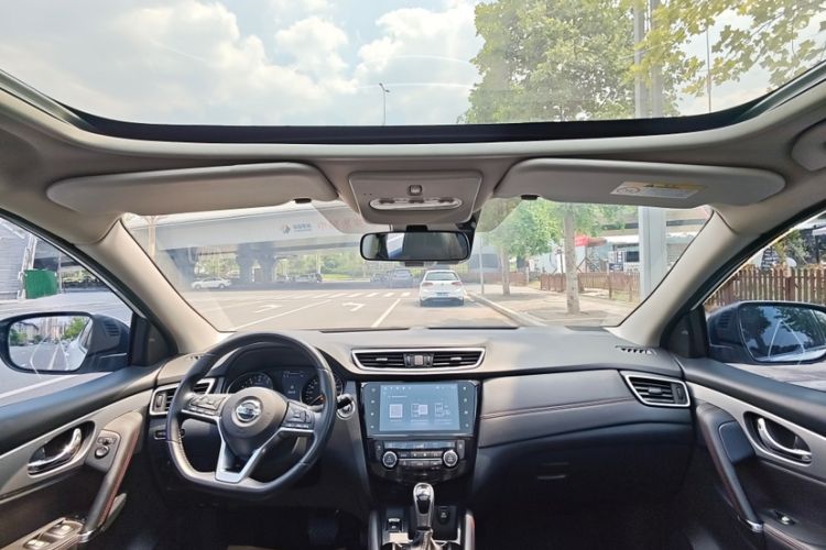 Used Nissan Qashqai 2022 2.0L CVT XV Premier Luxury Edition Interior 4