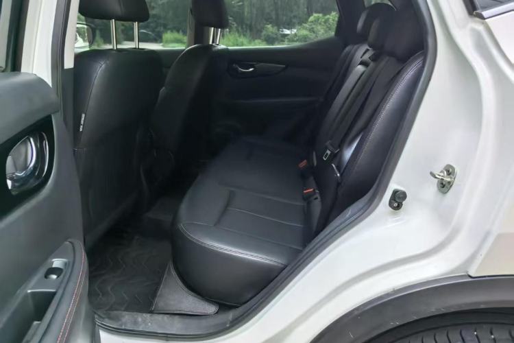 Used Nissan Qashqai 2022 2.0L CVT XV Smart Enjoyment Version Interior 6