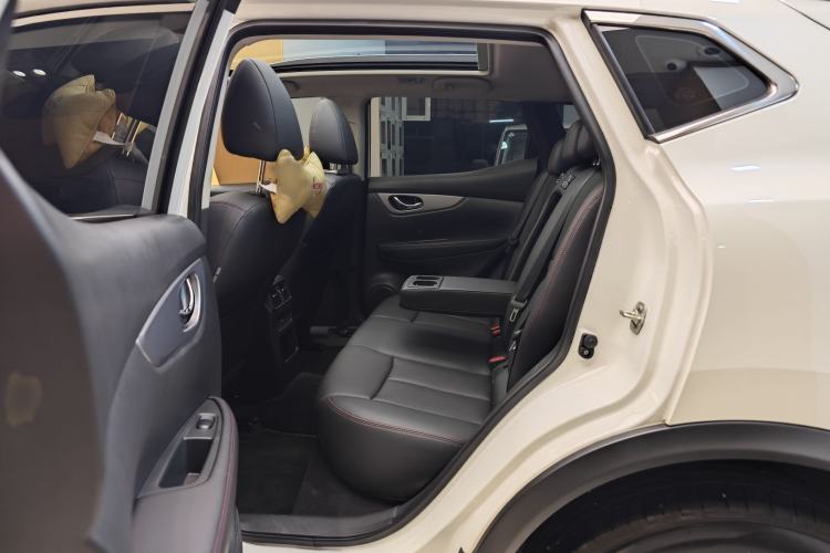 Used Nissan Qashqai 2022 2.0L CVT XV Premier Luxury Edition Interior 6