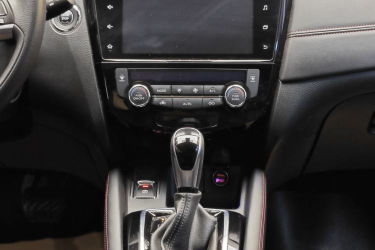 Used Nissan Qashqai 2022 2.0L CVT XV Smart Enjoyment Version Interior 7