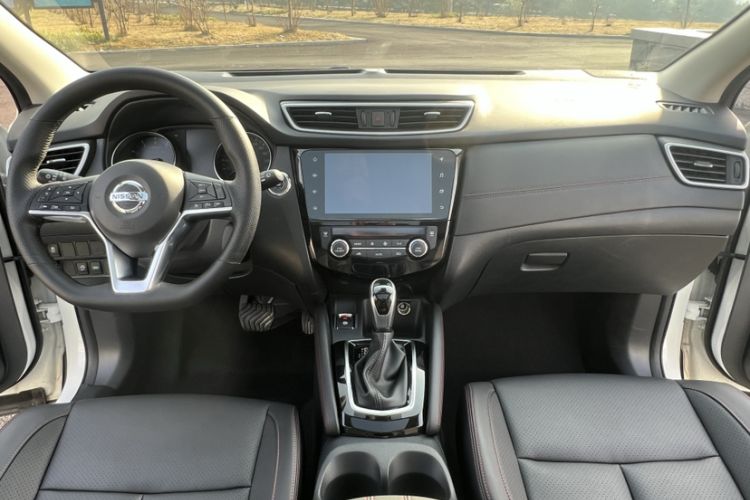 Used Nissan Qashqai 2022 2.0L CVT XV Premier Luxury Edition Interior 7