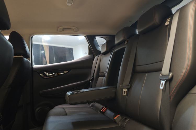 Used Nissan Qashqai 2022 2.0L CVT XV Smart Enjoyment Version Interior 9