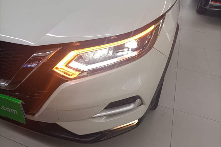 Used Nissan Qashqai 2022 2.0L CVT XV Premier Luxury Edition Left Front Headlight