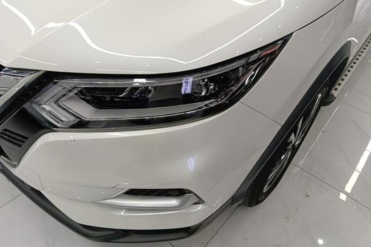 Used Nissan Qashqai 2022 2.0L CVT XV Premier Luxury Edition Left Front Headlight