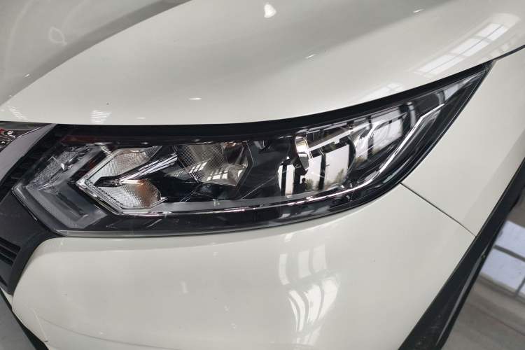 Used Nissan Qashqai 2022 2.0L CVT XV Smart Enjoyment Version Left Front Headlight