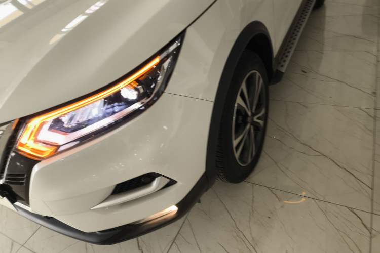 Used Nissan Qashqai 2022 2.0L CVT XV Premier Luxury Edition Left Front Headlight