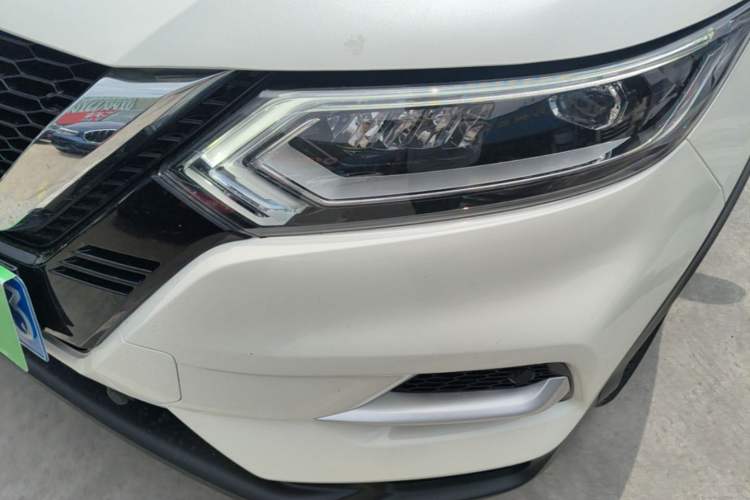 Used Nissan Qashqai 2022 2.0L CVT XV Premier Luxury Edition Left Front Headlight