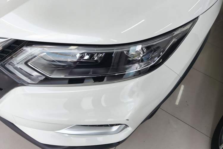 Used Nissan Qashqai 2022 2.0L CVT XV Premier Luxury Edition Left Front Headlight