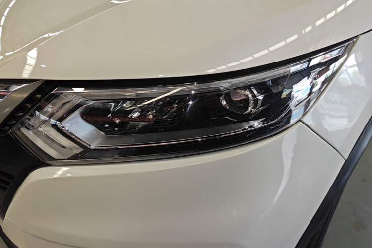Used Nissan Qashqai 2022 2.0L CVT XV Premier Luxury Edition Left Front Headlight