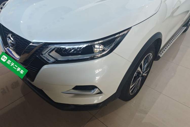 Used Nissan Qashqai 2022 2.0L CVT XV Premier Luxury Edition Left Front Headlight